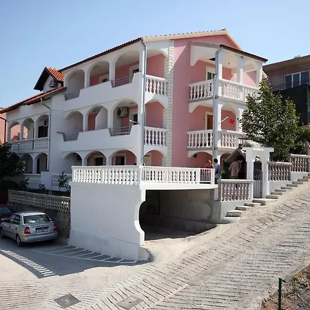 Apartments By The Sea Mastrinka, Ciovo - 4648 Trogir