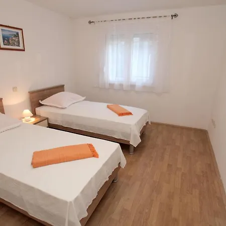 Apartments By The Sea Mastrinka, Ciovo - 4648 * Trogir