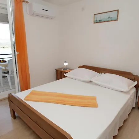 Apartman Apartments By The Sea Mastrinka, Ciovo - 4648 Trogir